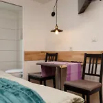 Haus Hauptstrasse 23a بوهل