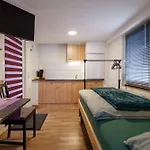 Haus Hauptstrasse 23a * بوهل