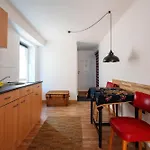 Haus Hauptstrasse 23a بوهل