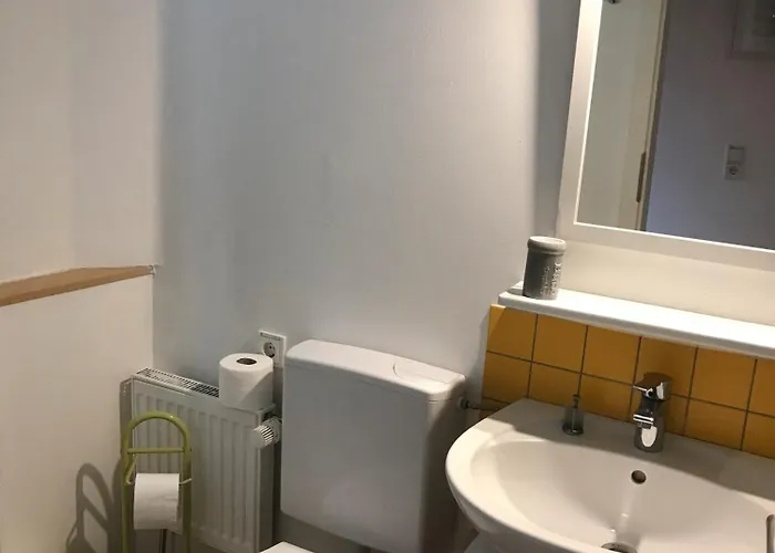 Haus Hauptstrasse 23a Lägenhet *