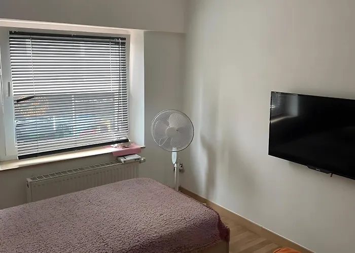 Haus Hauptstrasse 23a Lägenhet *